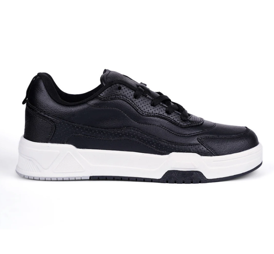 Hype Noir Pitch Black Men’s Casual Trainer