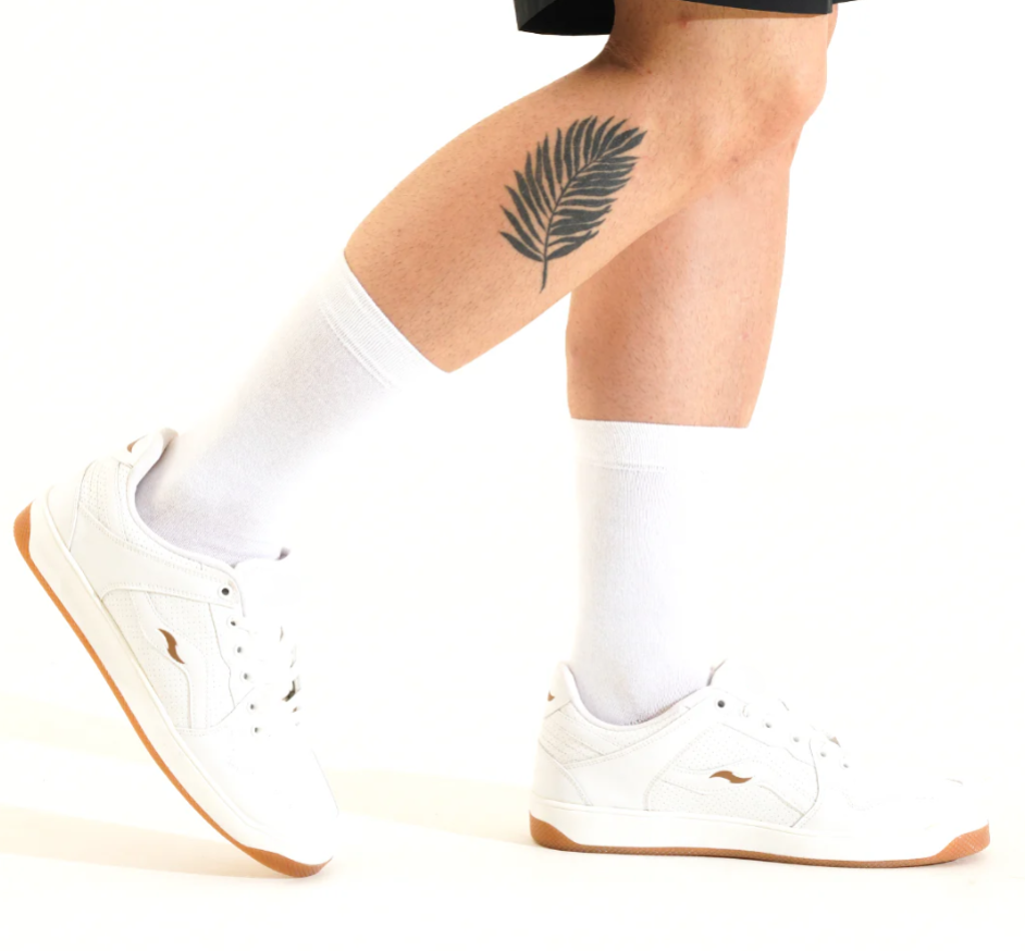 Hype Sleek Off White Men’s Casual Trainer