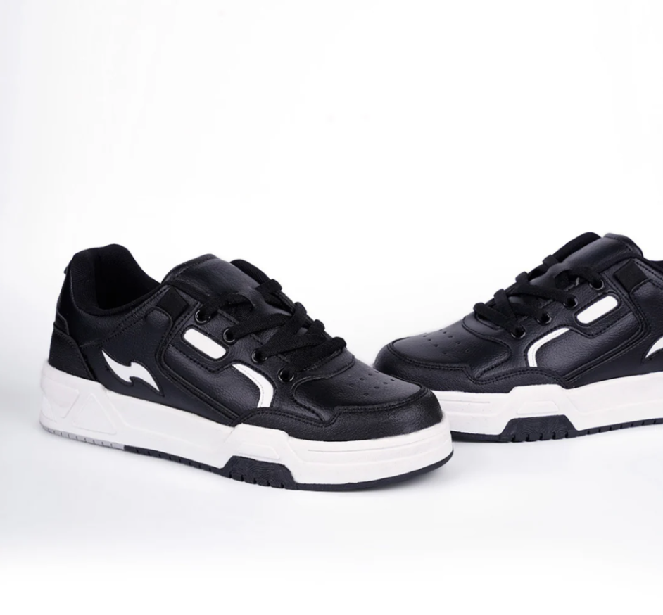 Hype Legacy Raven Black Men’s Casual Trainer