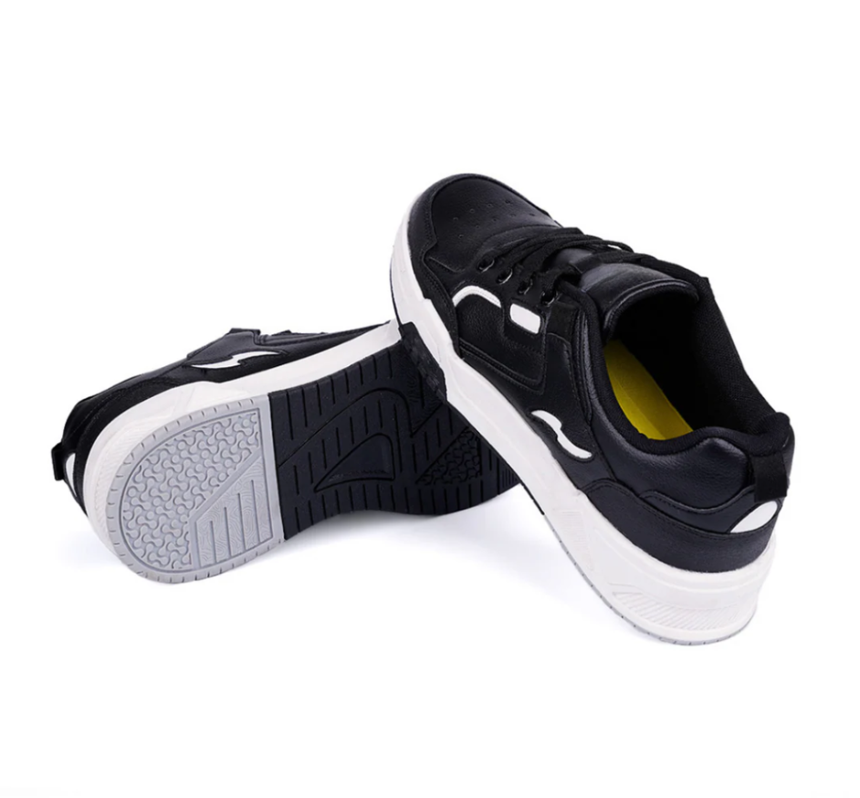 Hype Legacy Raven Black Men’s Casual Trainer